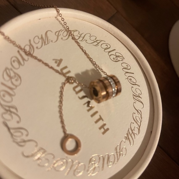 Necklace - Picture 4 of 4